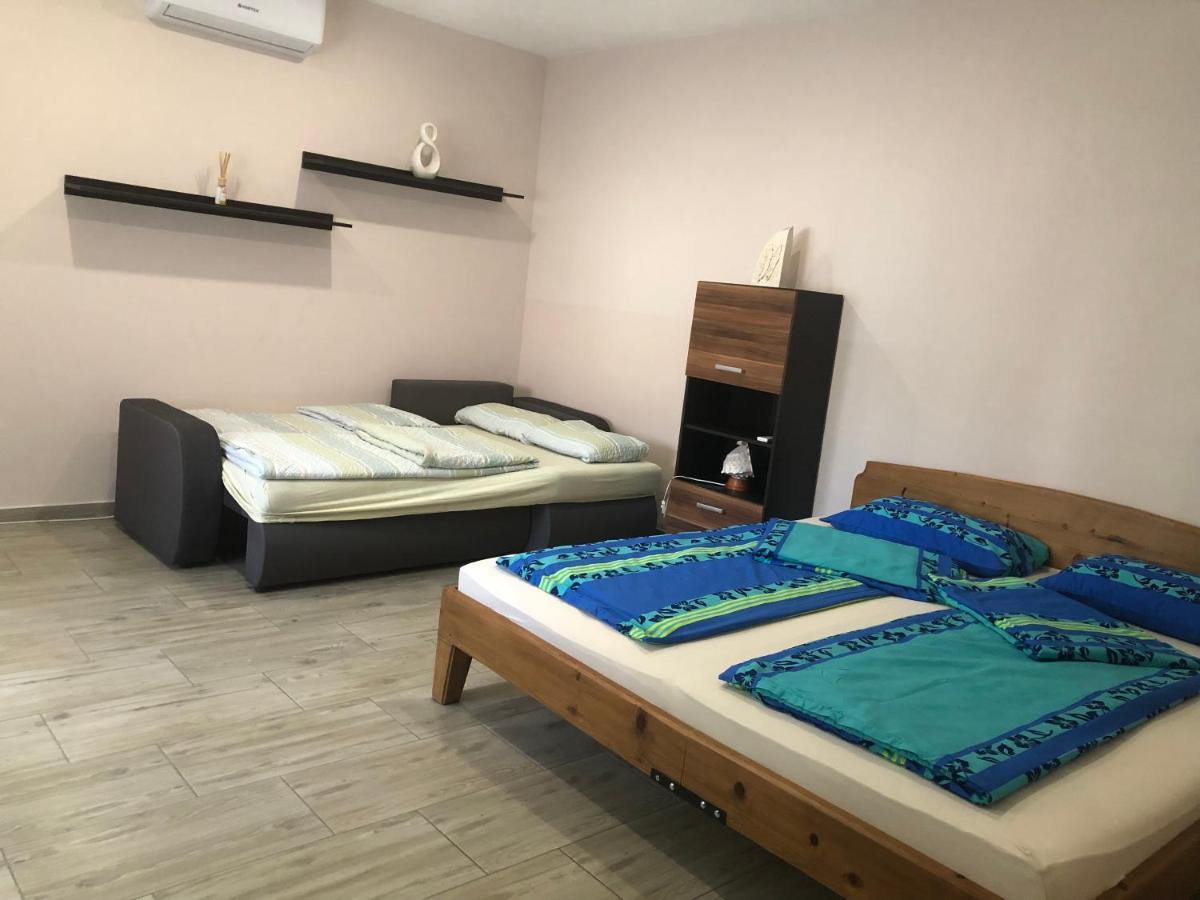 Eddy Apartman Eger Ngoại thất bức ảnh