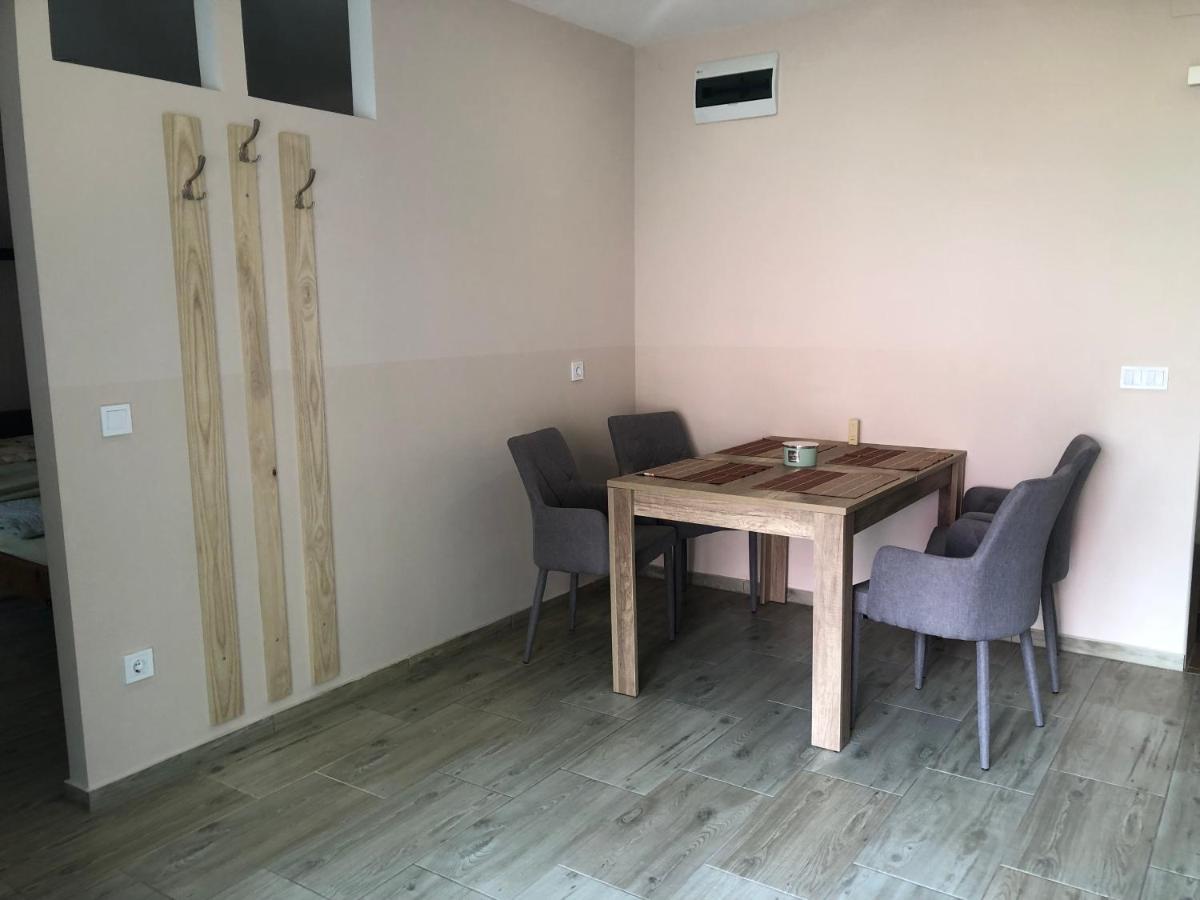 Eddy Apartman Eger Ngoại thất bức ảnh